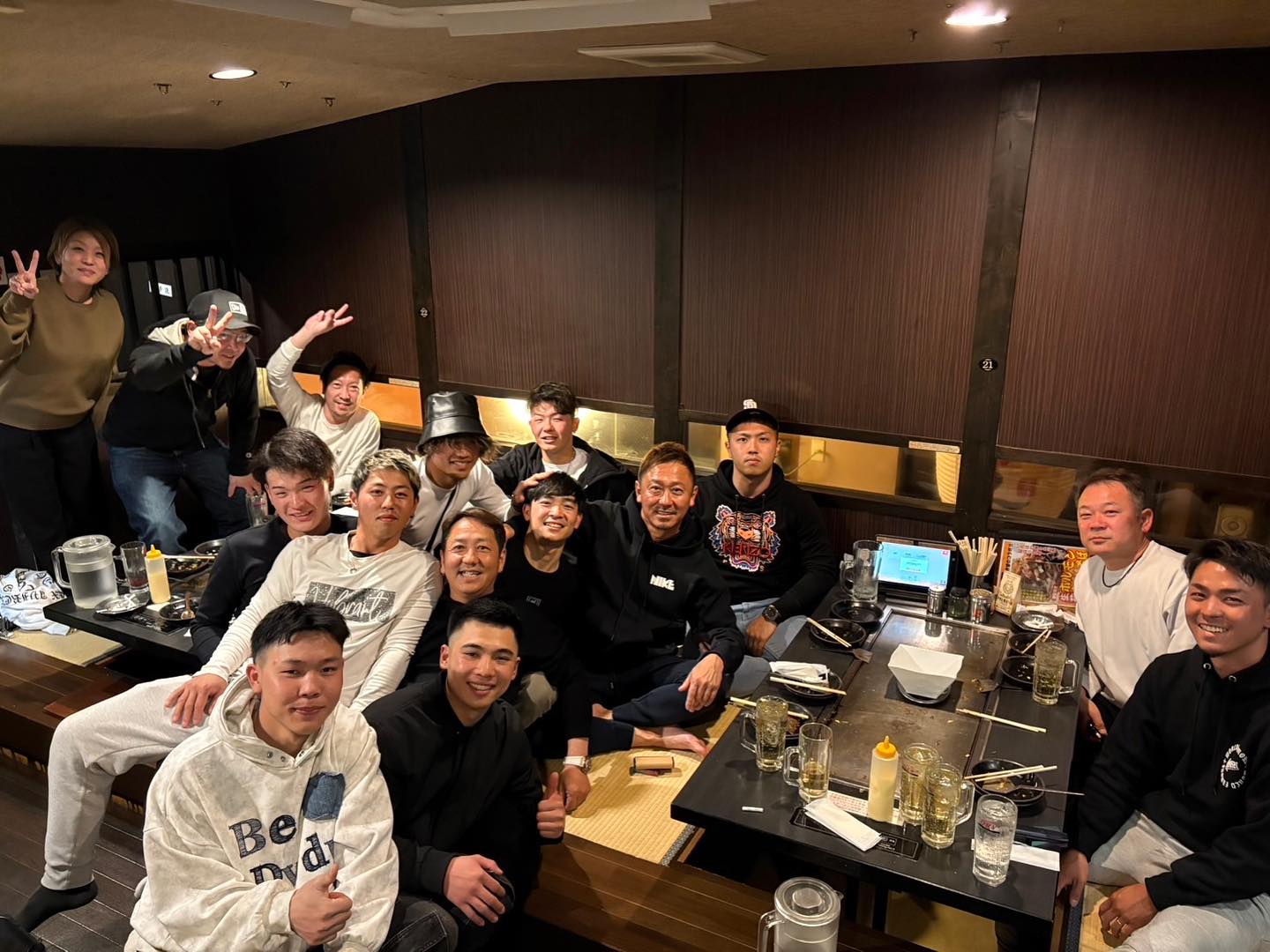 新年度、食事会を開催しました！
色々意見交換を取る場として
定期的に行っています！